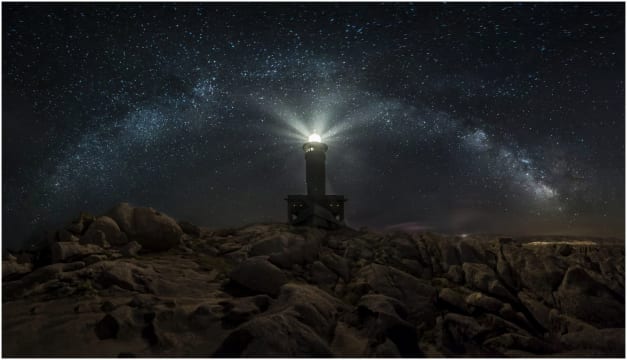 Faro_de_Punta_Nariga