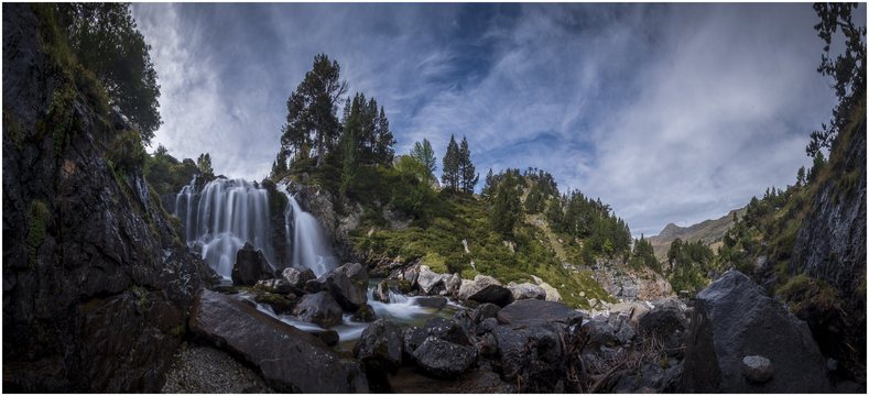 waterfall Aigualluts